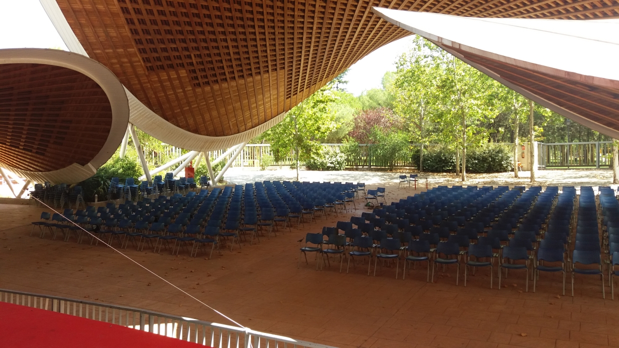 Fotos del auditorio Parsaíso donde se celebrará el acto